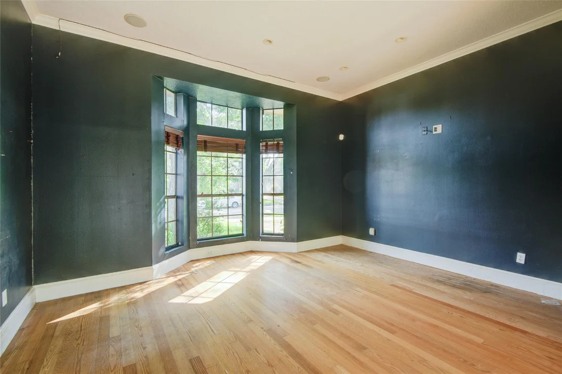Photo of 919 Heathgate Drive