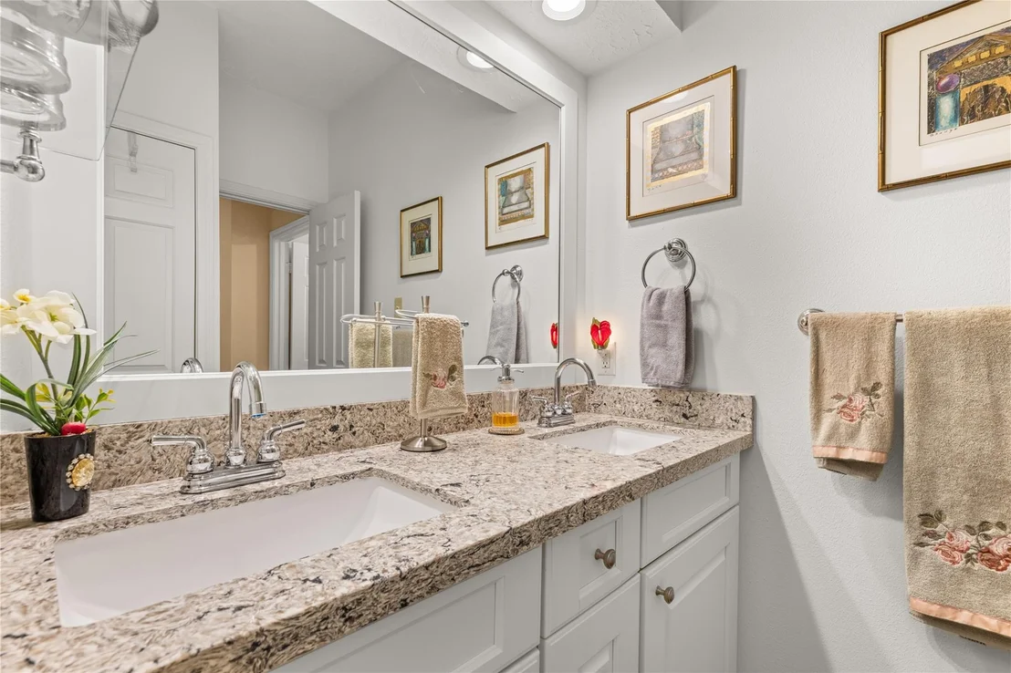 Photo of 3902 Haven Pines Drive