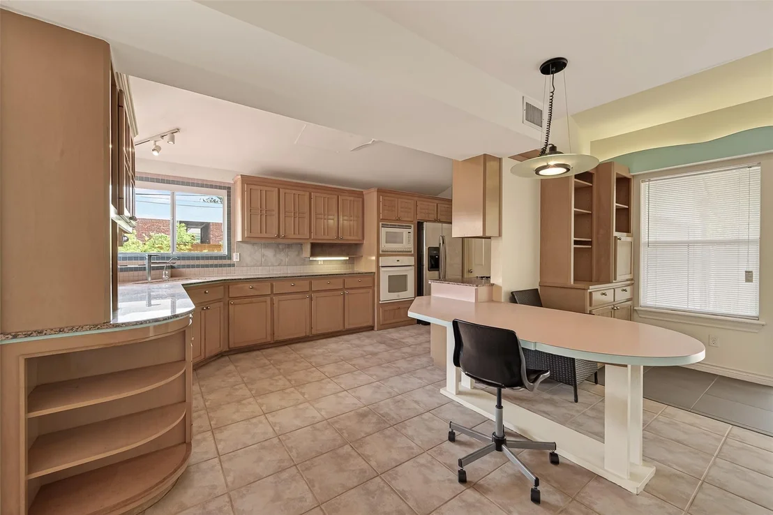 Photo of 5437 Loch Lomond Drive