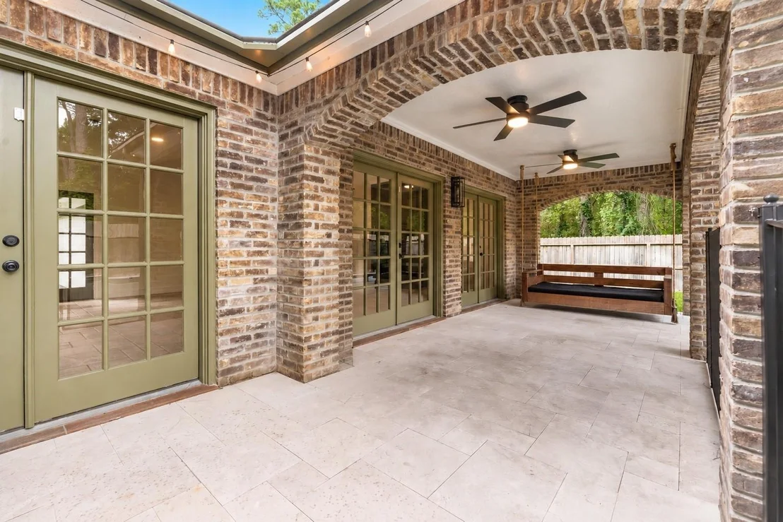 Photo of 5 Thornhedge Court