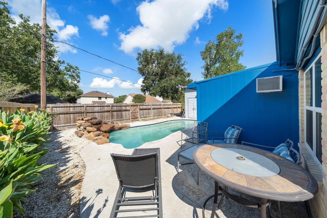 Photo of 4522 Albatross Drive