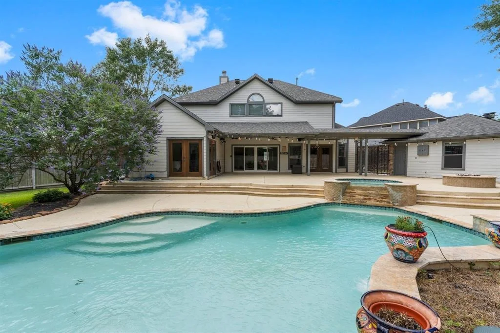 Photo of 602 Oak Ridge Grove Circle