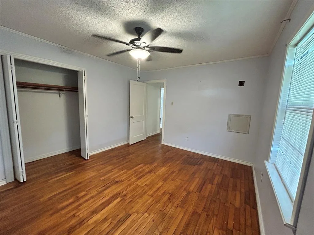 Photo of 1802 N Avenue Q