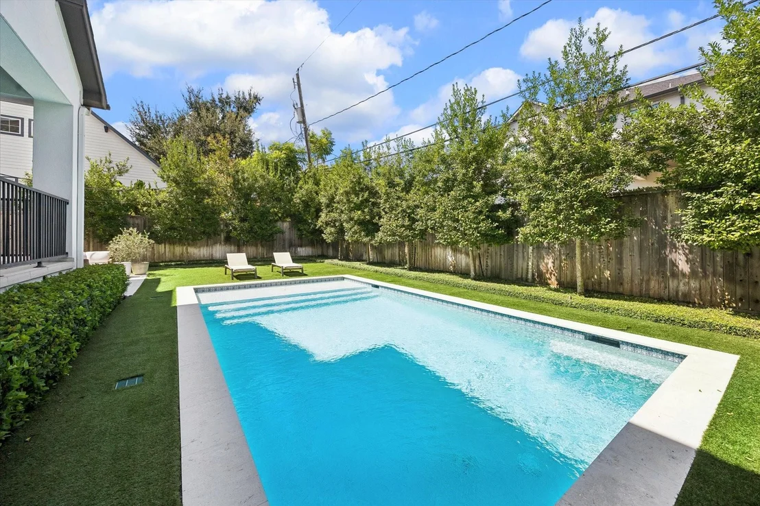 Photo of 4604 Mimosa Drive