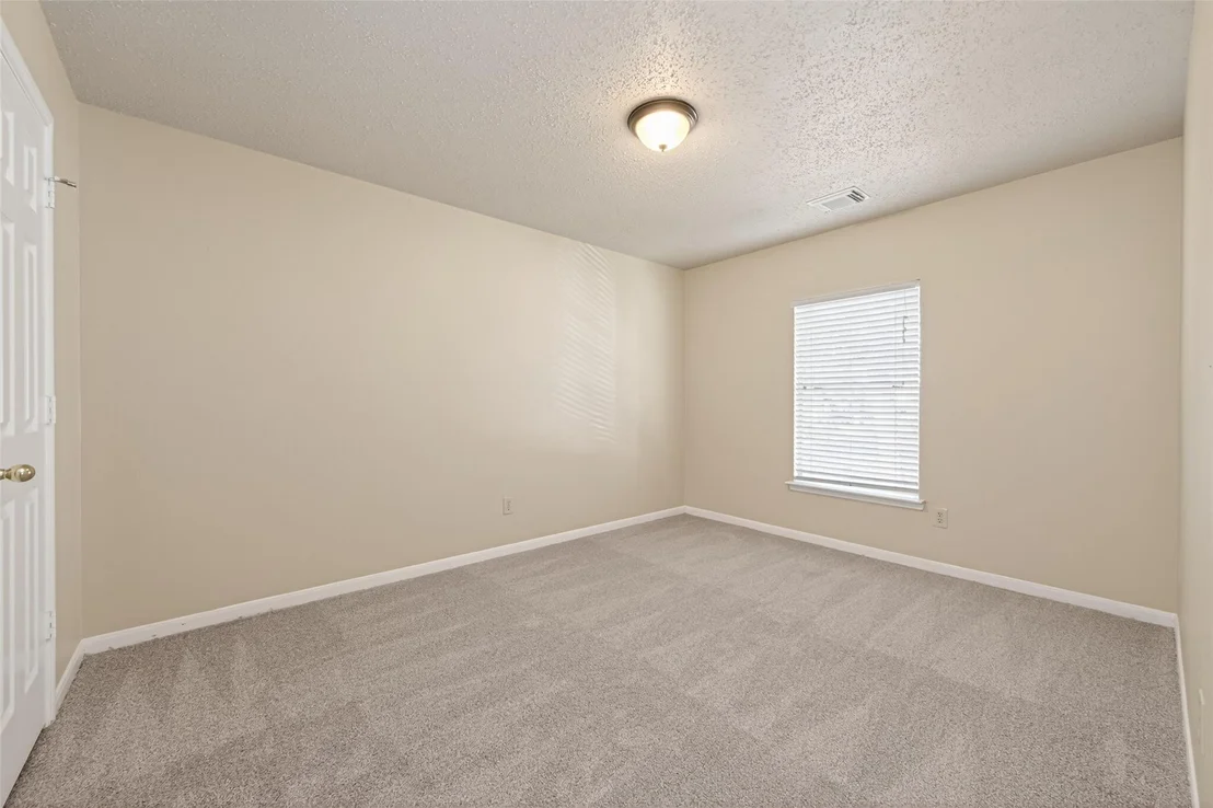 Photo of 19139 Long Timber Drive