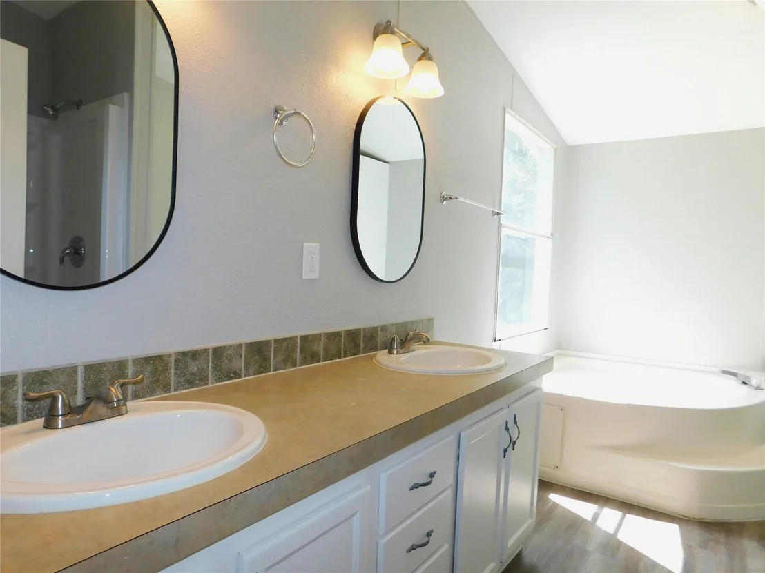 Photo of 11712 W Old Oak Trail
