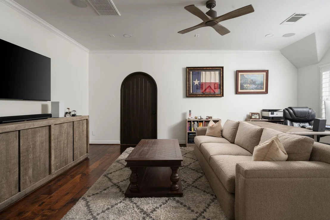 Photo of 53 Pine Brook Court
