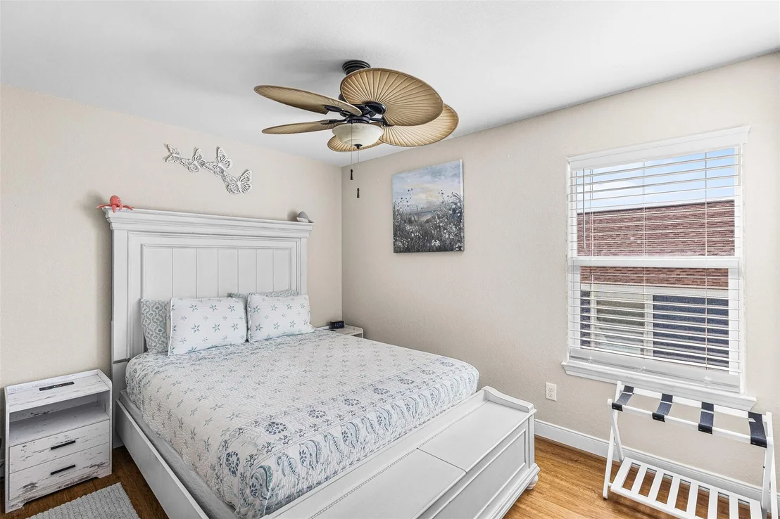 Photo of 12922 Buccaneer Parkway