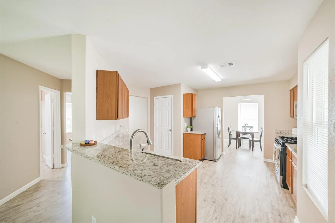 Photo of 16726 Warbler Drive