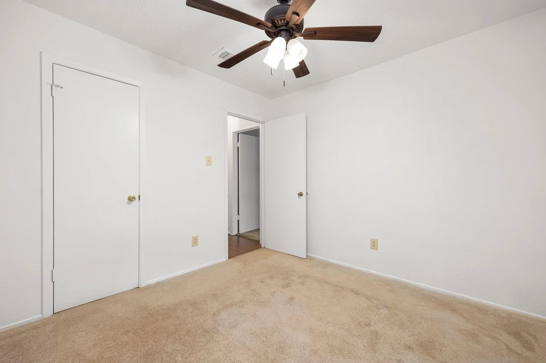 Photo of 1346 Castle Glen Drive