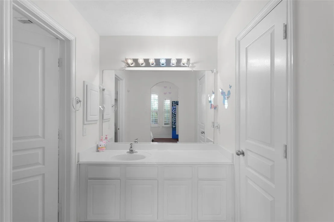 Photo of 17922 Harbour Bridge Point Drive