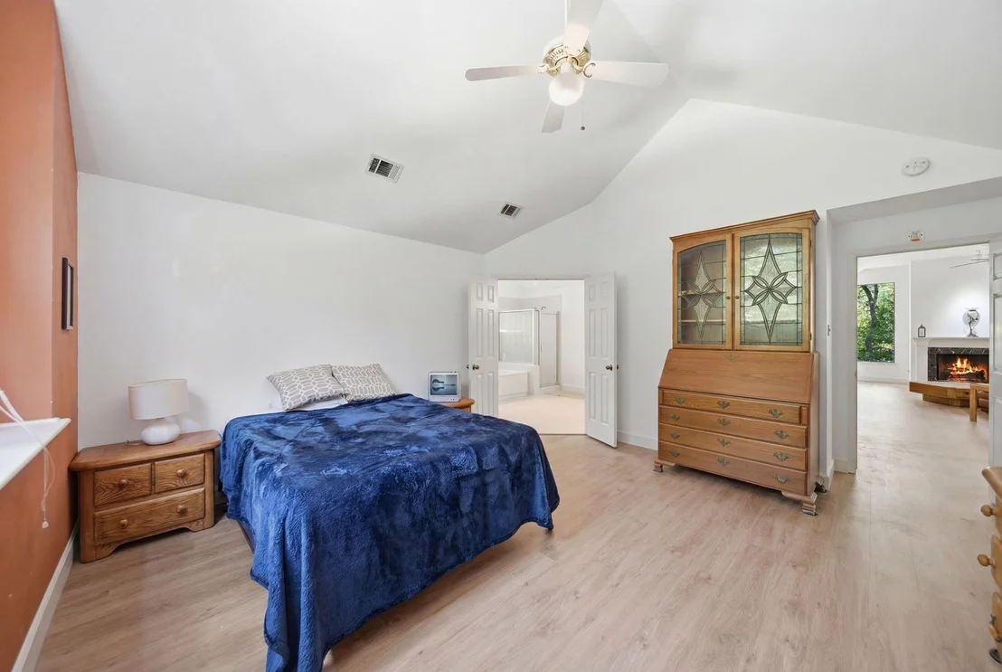 Photo of 135 E Wilde Yaupon