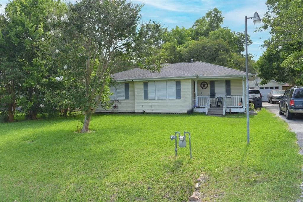 Photo of 2104 Westward