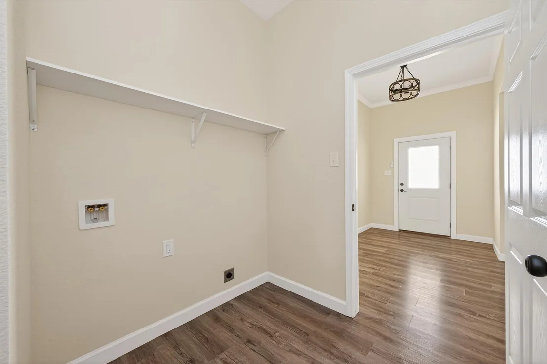Photo of 1046 Gazing Pine Street