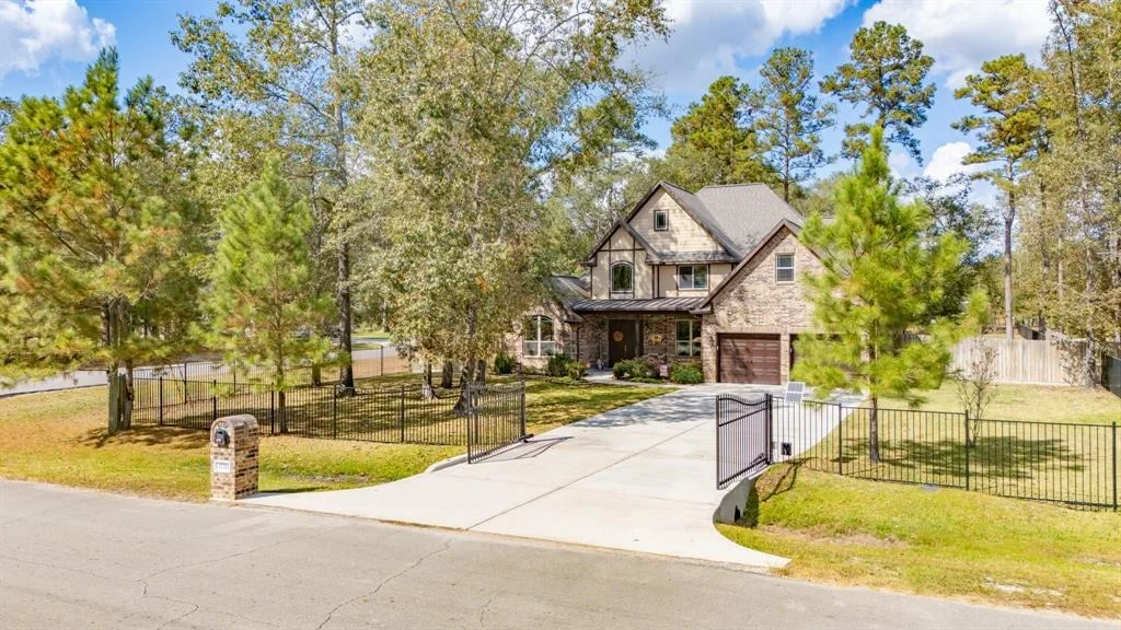 Photo of 17211 Pecos Drive