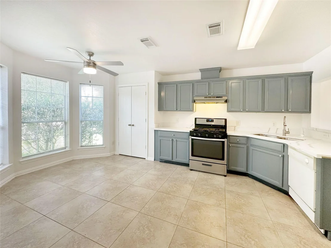 Photo of 5114 Chasewood Drive