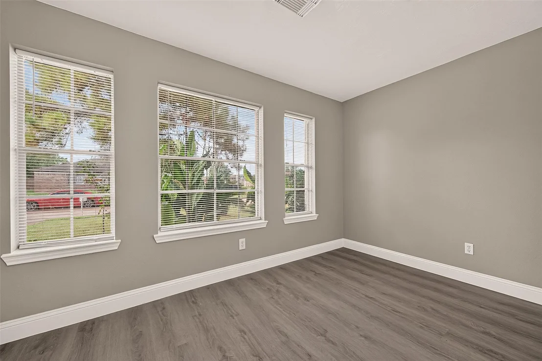 Photo of 4718 Fairgreen Lane