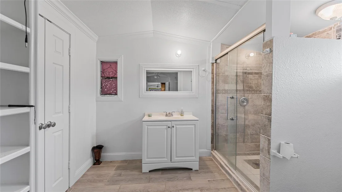 Photo of 22202 Maplewood Drive
