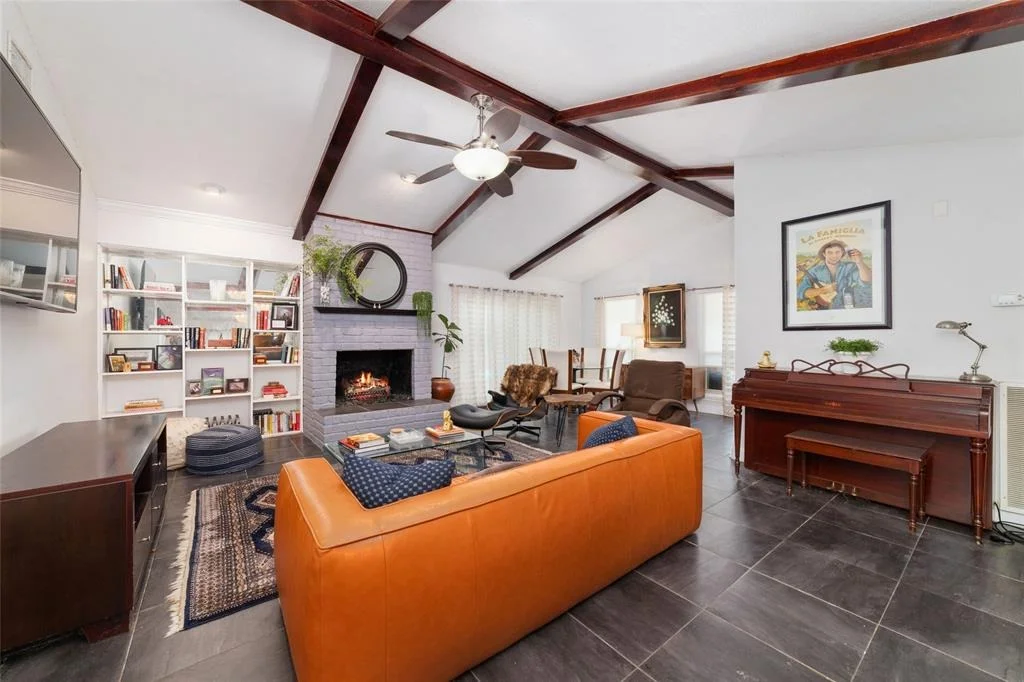 Photo of 6331 Portal Drive