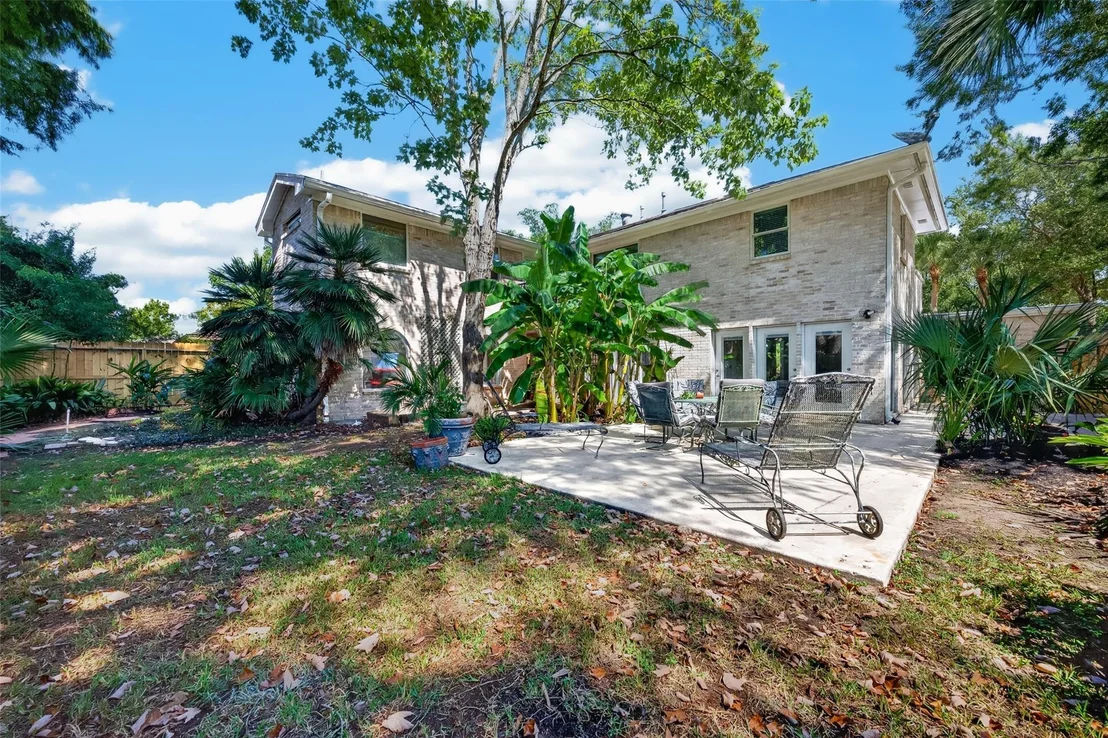 Photo of 1003 Villa Court Drive
