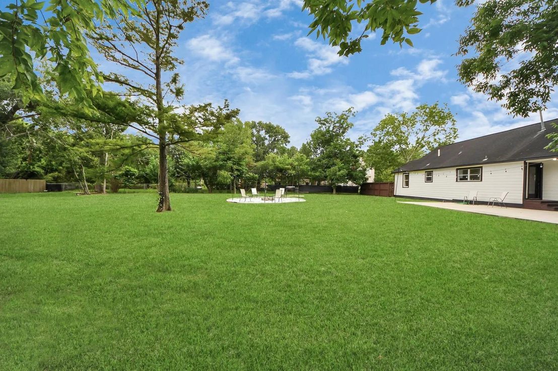 Photo of 7439 Santa Fe Drive