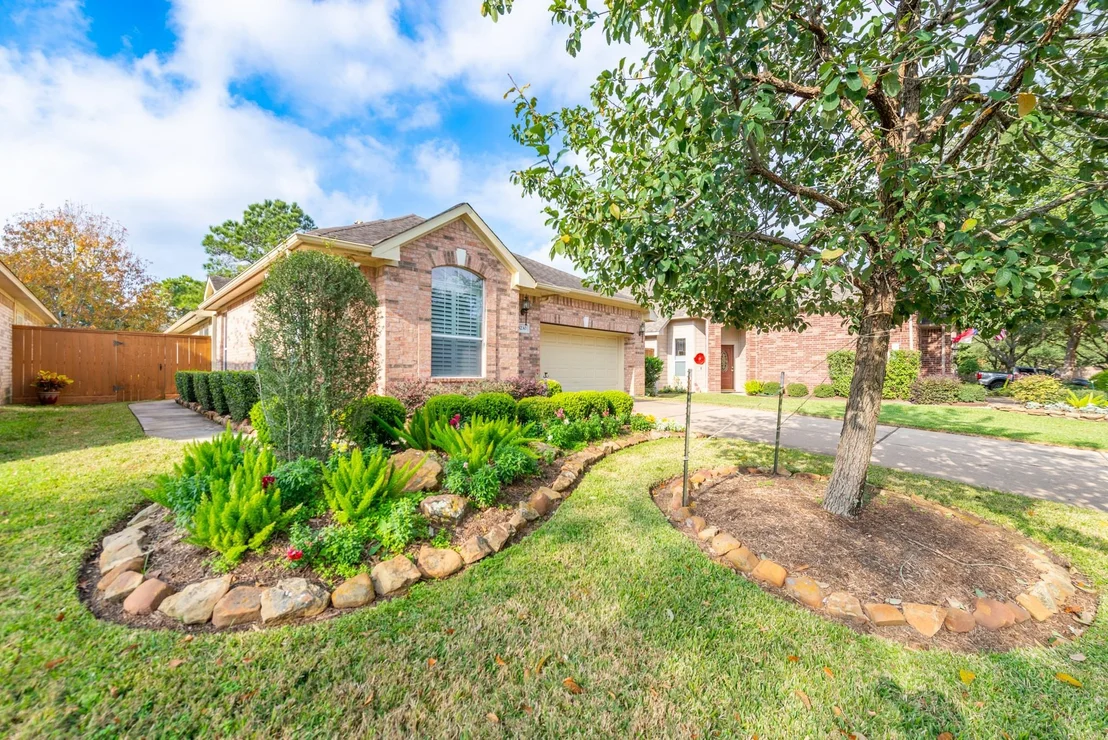 Photo of 5230 Sandyfields Lane