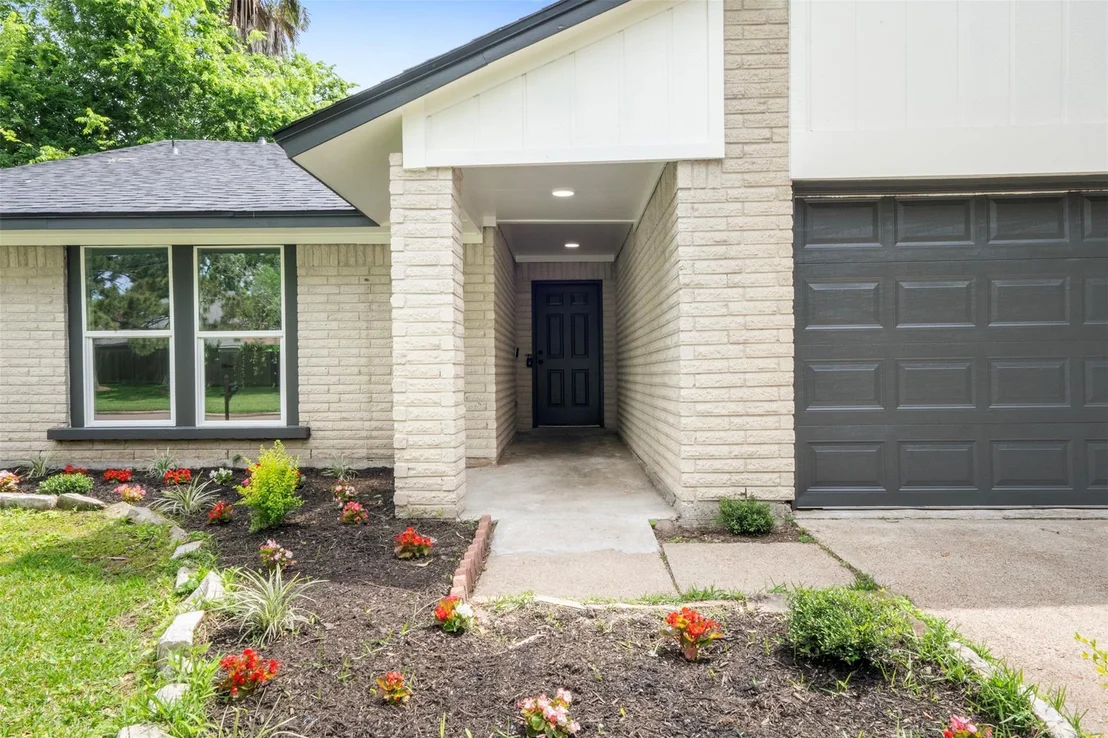 Photo of 16230 Dunmoor Drive