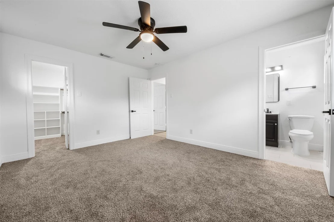 Photo of 5734 Farwell Drive