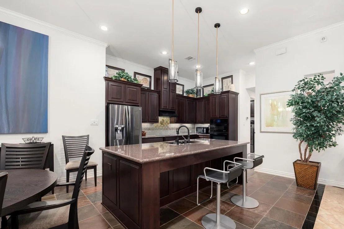 Photo of 195 Oarwood Place