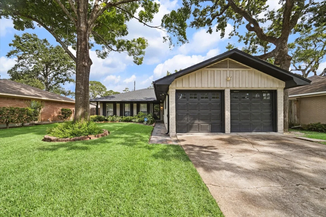 Photo of 2223 Latexo Drive