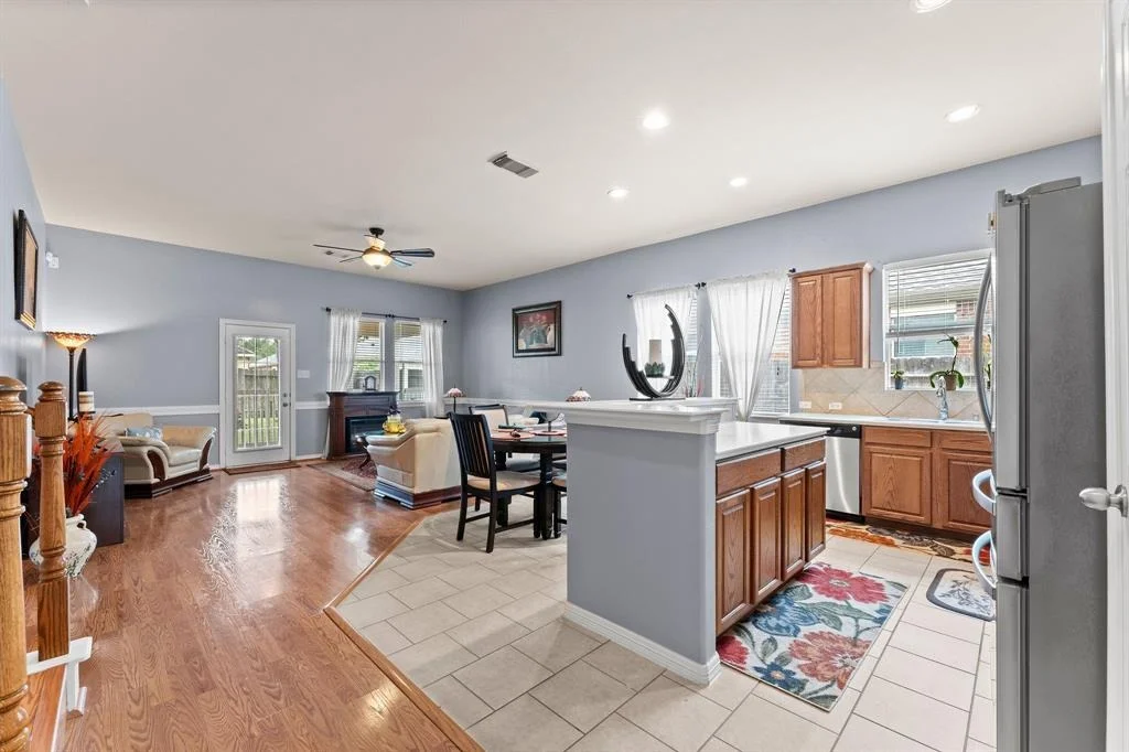 Photo of 17227 Mossbriar Lane