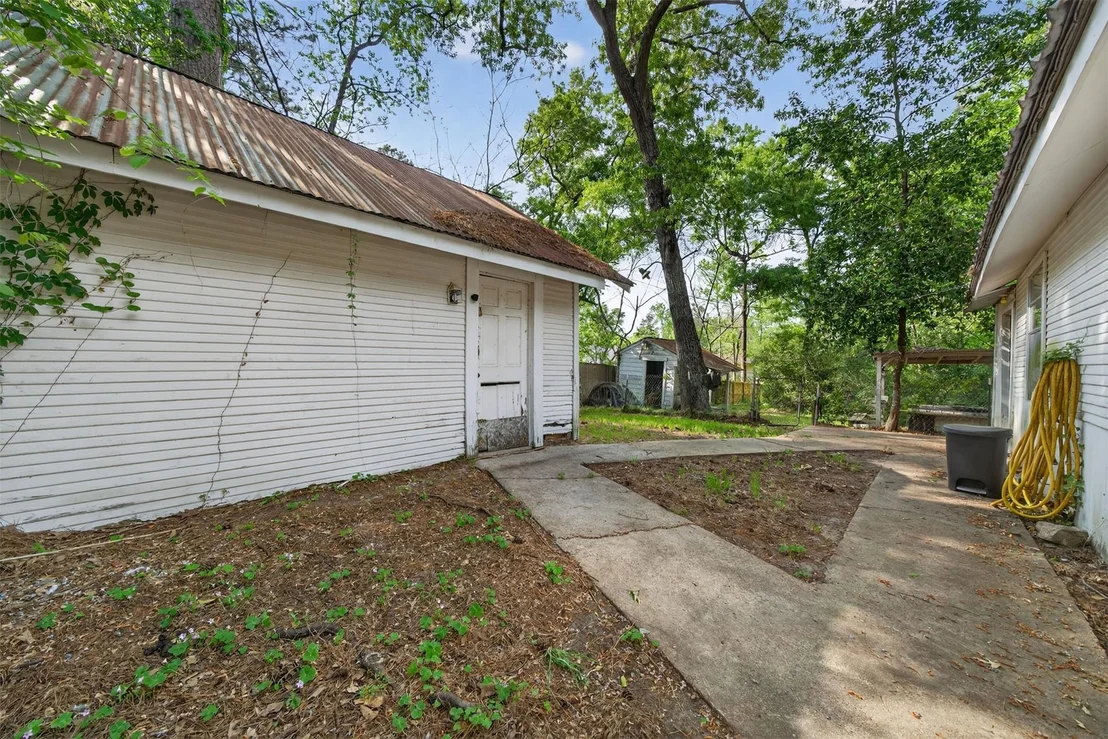 Photo of 15185 Travis Lane
