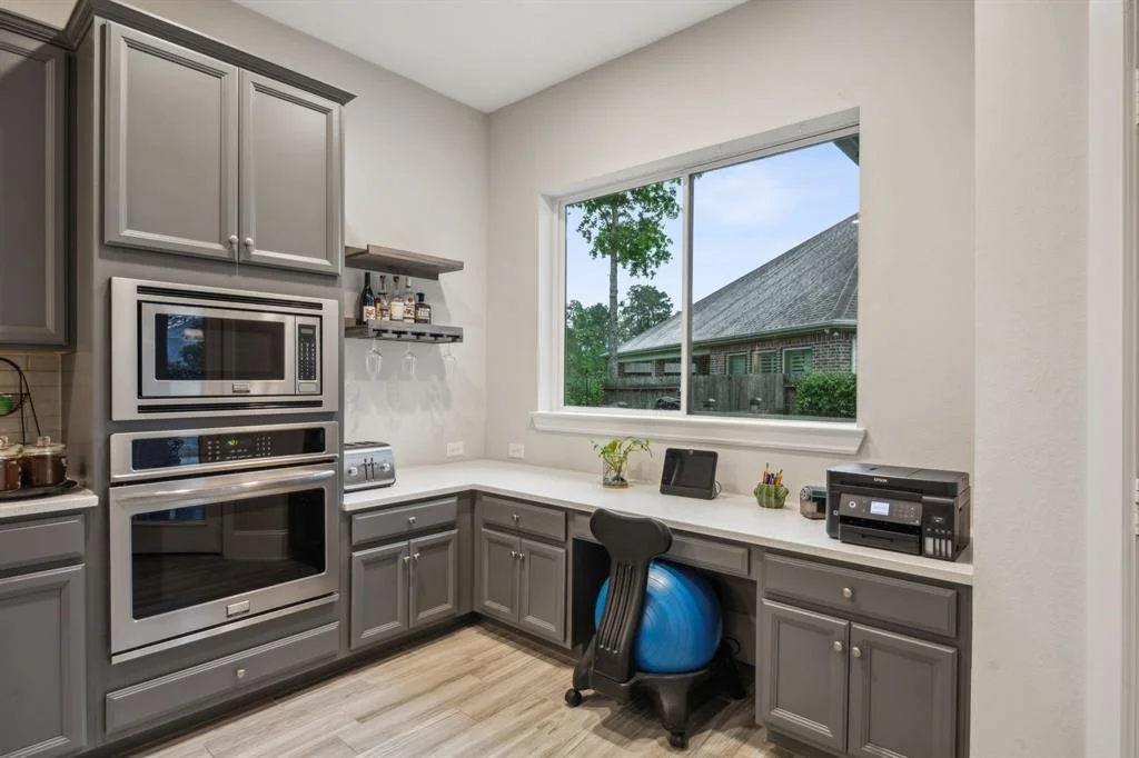 Photo of 3820 Hawthorn Shadow Court