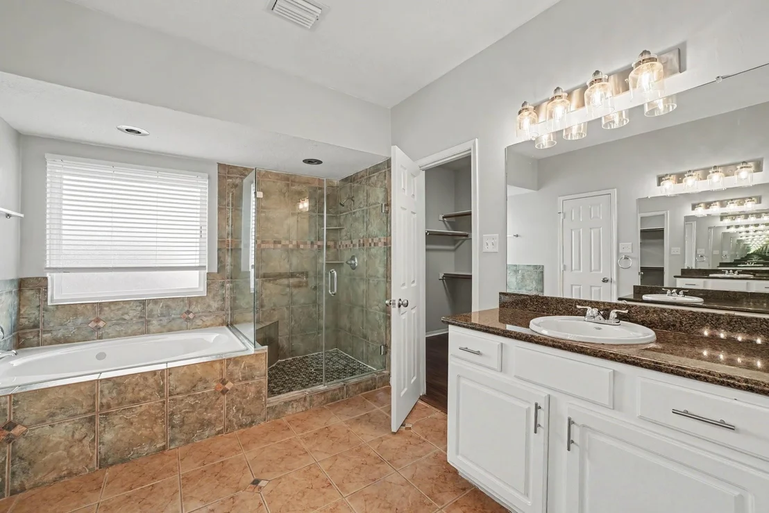 Photo of 21415 Santa Clara Drive