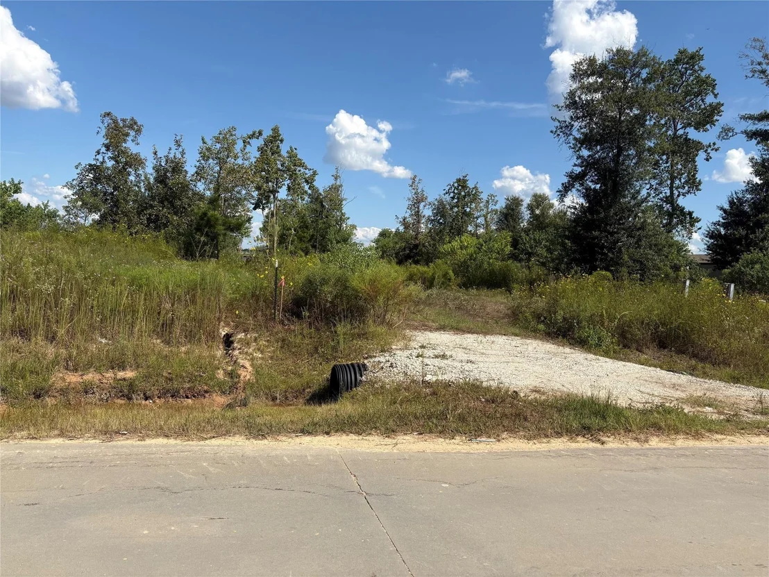 Photo of 1266 Road 5606