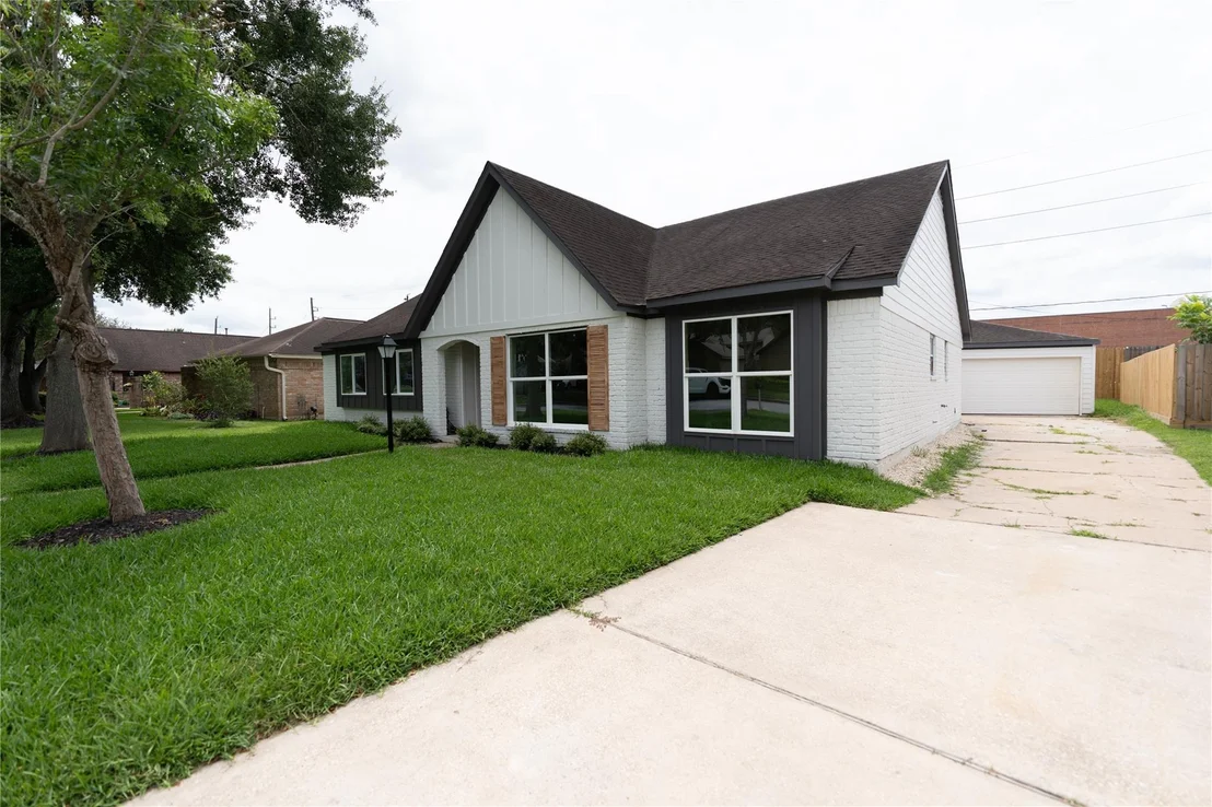 Photo of 4531 Hickory Downs Drive