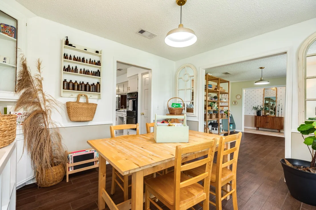 Photo of 136 Tamarisk Trail