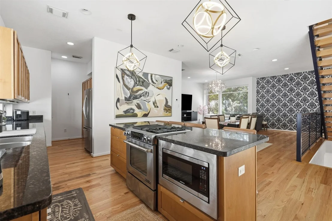 Photo of 2718 Jackson Street