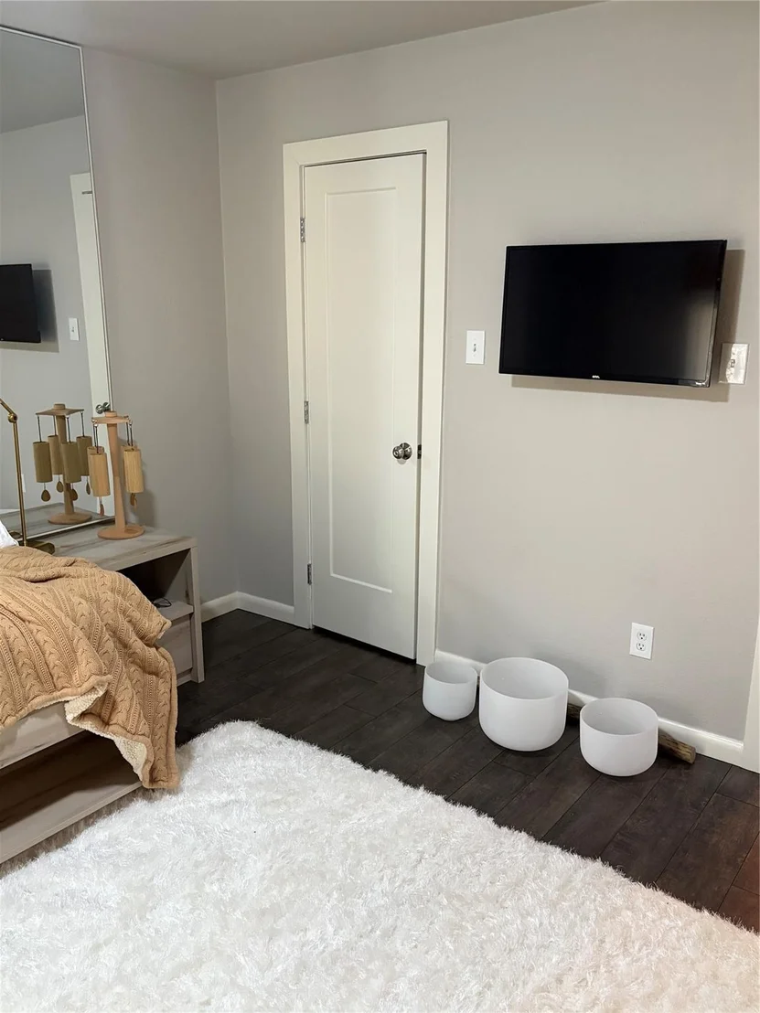 Photo of 24290 Glen Loch Drive