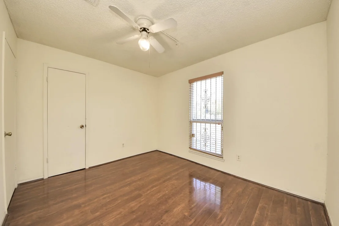 Photo of 6643 Briar Glade Drive