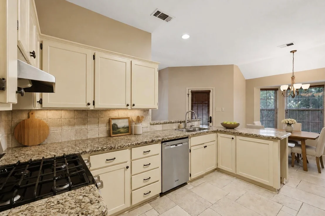 Photo of 6204 London Circle