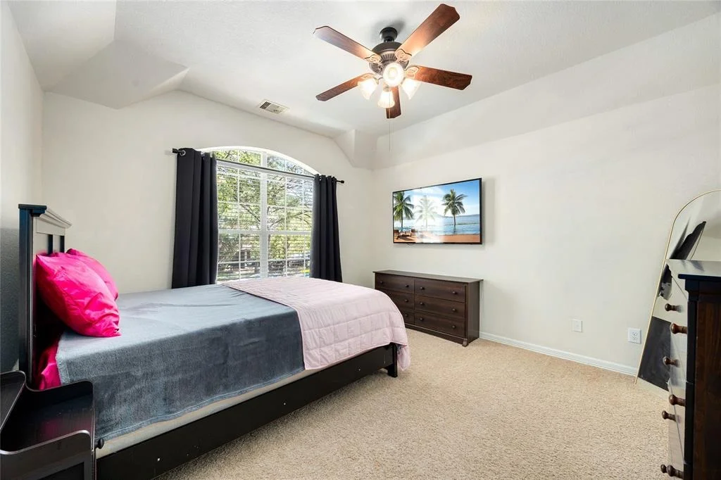 Photo of 17422 Ebeys Landing Ln Lane