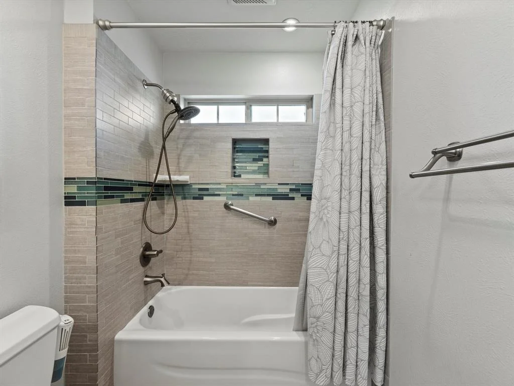 Photo of 8218 Pine Falls Drive