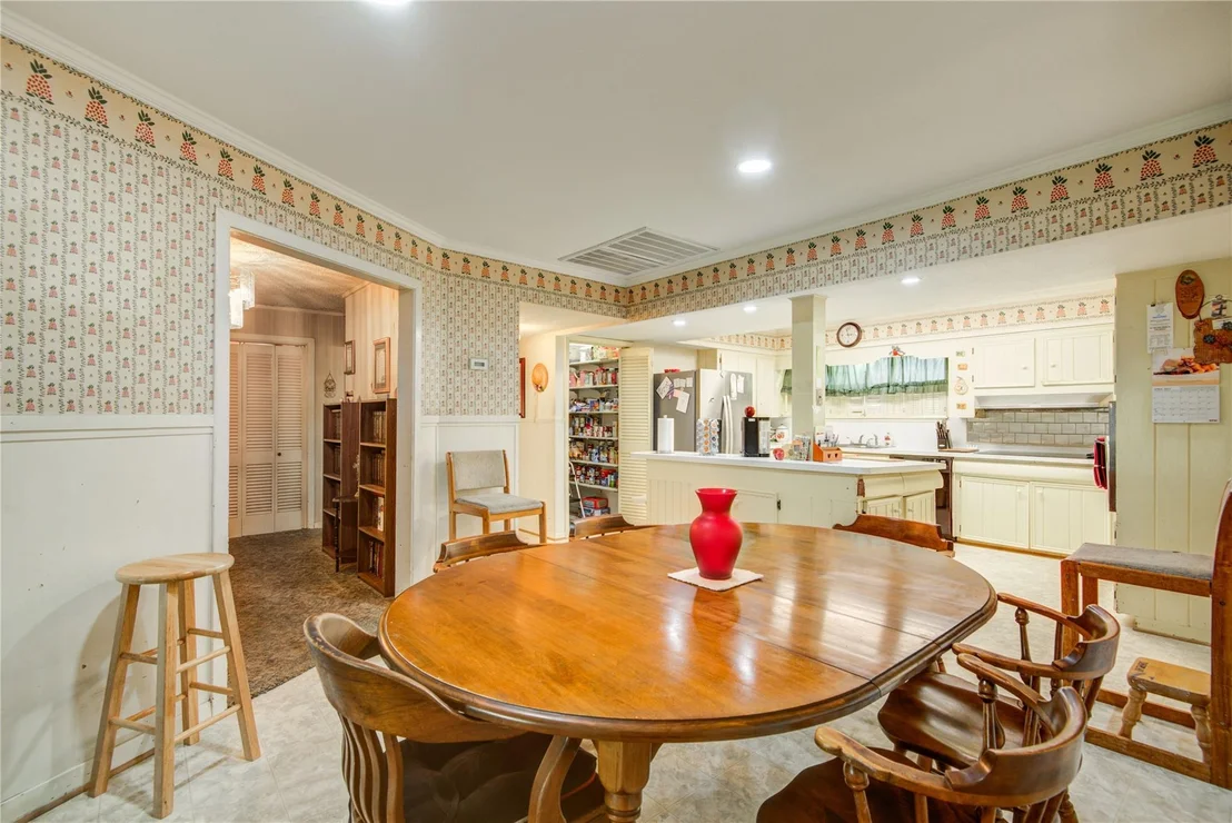 Photo of 1414 W 9th Street