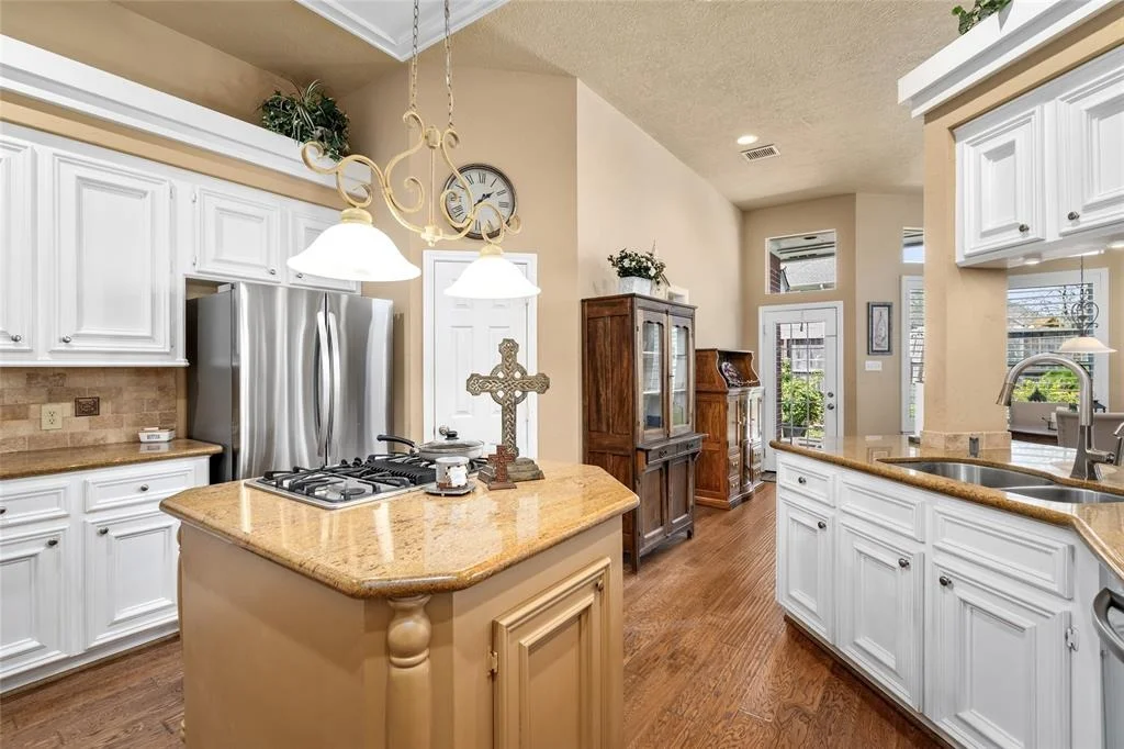 Photo of 5702 Summerfield Lane