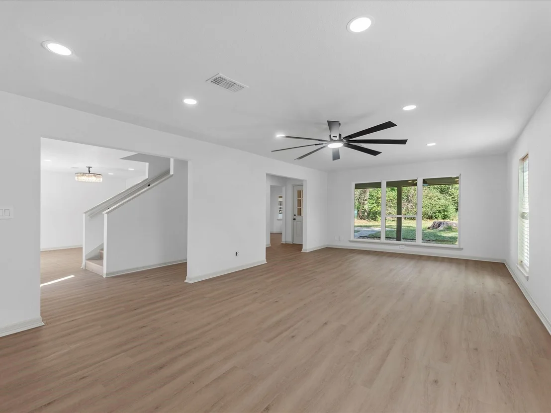 Photo of 740 River Plantation Drive