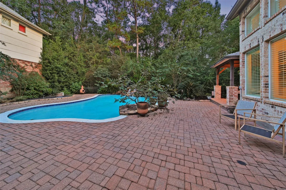 Photo of 1302 Avon Way