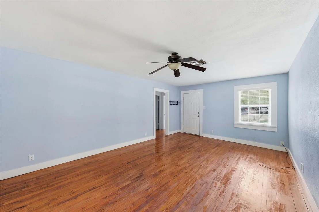 Photo of 1215 Winston Drive