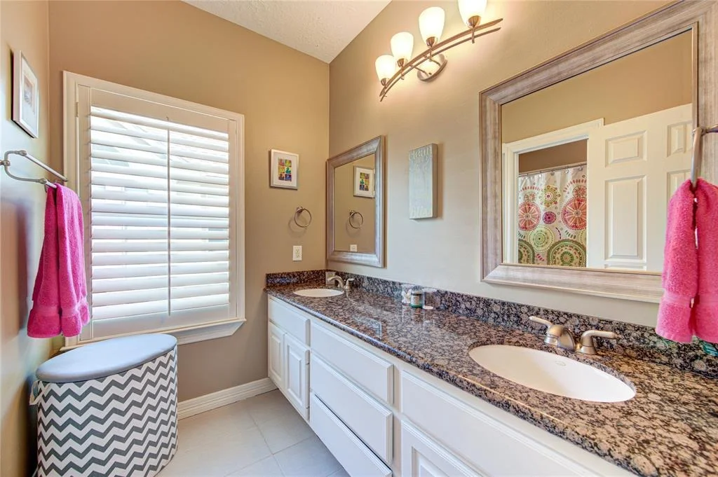 Photo of 1415 Baldwin Square Lane