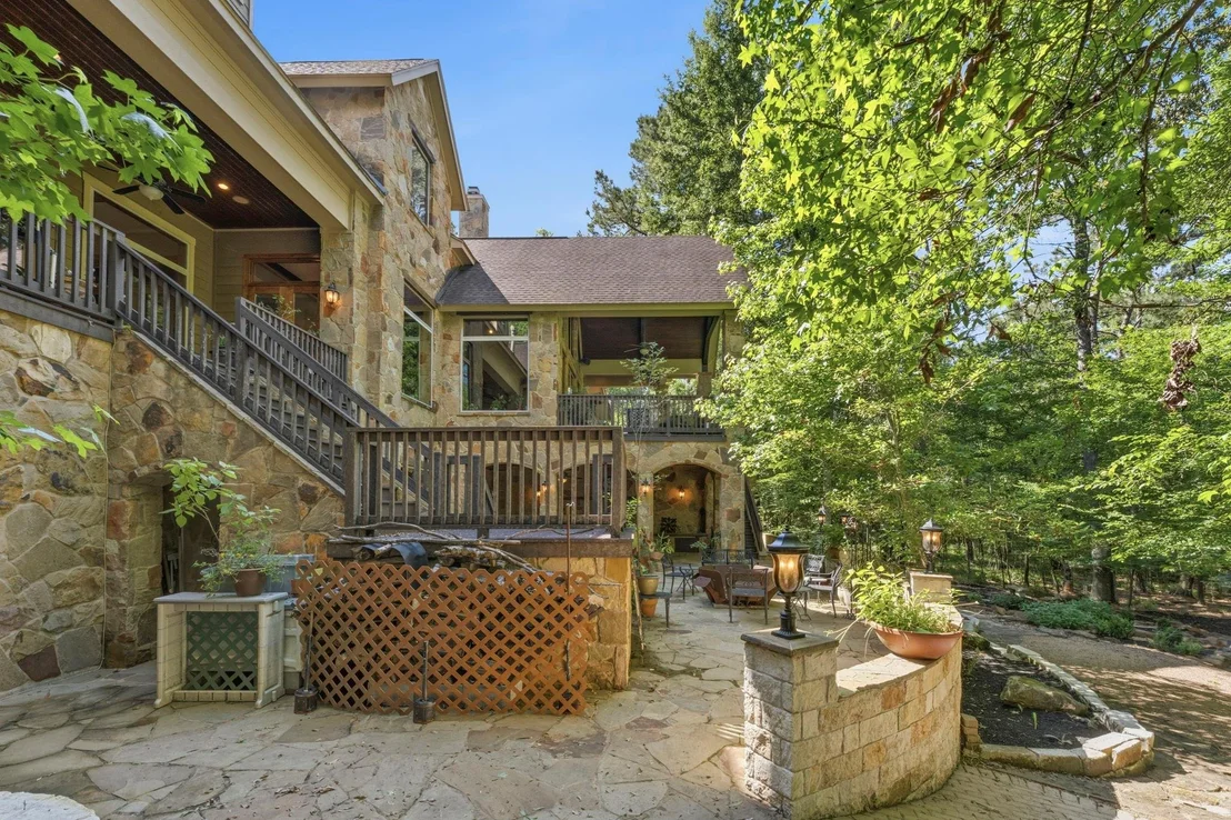 Photo of 6148 Waltons Point